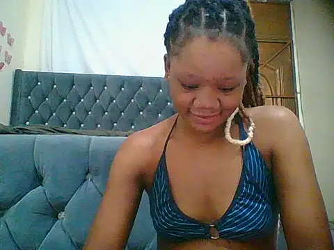 Snapshot of HotJeylee chatting on November 2025 08:08:01 PM HotJeylee online show from November 2025 08:08:01 PM