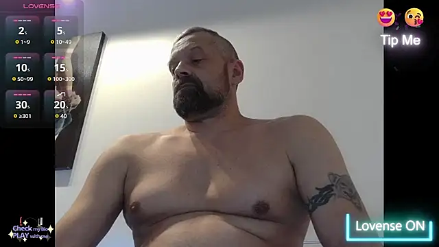 Snapshot of northman1977 chatting on December 2024 04:31:01 PM northman1977 online show from December 2024 04:31:01 PM