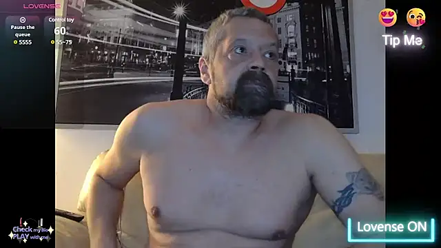 Snapshot of northman1977 chatting on January 2025 08:26:02 PM northman1977 online show from January 2025 08:26:02 PM