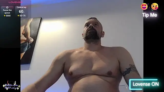 Snapshot of northman1977 chatting on January 2025 03:32:02 PM northman1977 online show from January 2025 03:32:02 PM