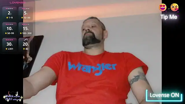 Snapshot of northman1977 chatting on February 2025 01:41:01 PM northman1977 online show from February 2025 01:41:01 PM