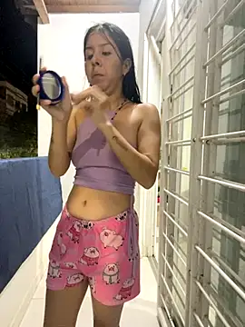 royalgirls x online show from September 2025 01:06:01 AM