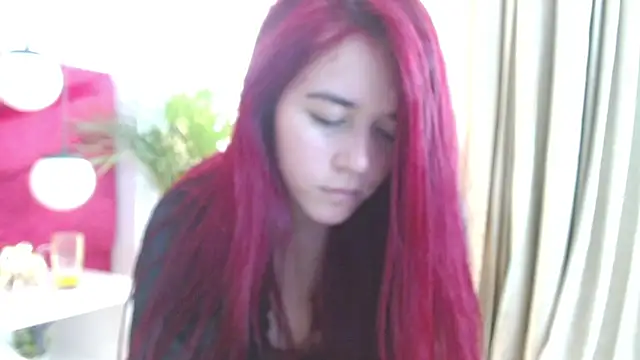 Snapshot of Sophie_ponce chatting on June 2026 12:13:02 PM Sophie ponce online show from June 2026 12:13:02 PM