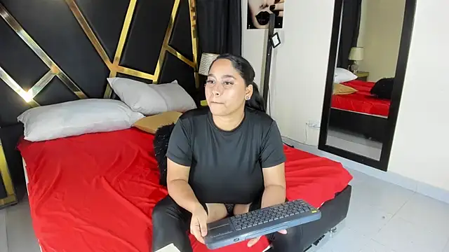 Snapshot of EmiliWilliams chatting on March 2025 10:50:02 PM EmiliWilliams online show from March 2025 10:50:02 PM