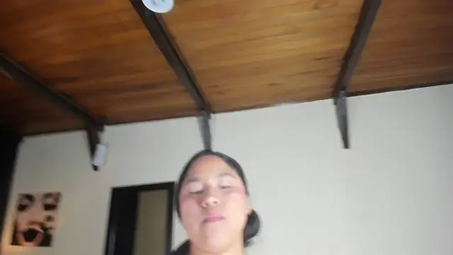 Snapshot of EmiliWilliams chatting on October 2025 12:10:01 AM EmiliWilliams online show from October 2025 12:10:01 AM