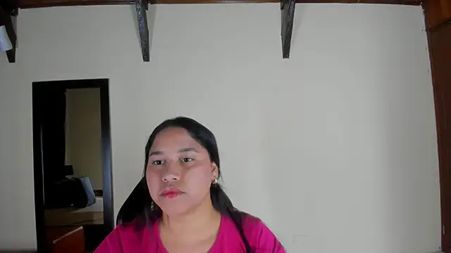 Snapshot of EmiliWilliams chatting on November 2025 01:39:01 AM EmiliWilliams online show from November 2025 01:39:01 AM