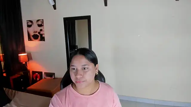 Snapshot of EmiliWilliams chatting on November 2025 09:24:01 PM EmiliWilliams online show from November 2025 09:24:01 PM