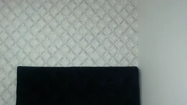 Snapshot of Emma-Wilson chatting on February 2025 10:00:02 PM Emma-Wilson online show from February 2025 10:00:02 PM