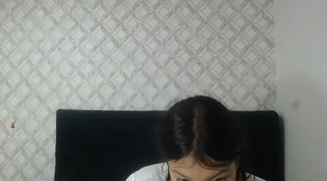 Snapshot of Emma-Wilson chatting on February 2025 06:31:02 PM Emma-Wilson online show from February 2025 06:31:02 PM