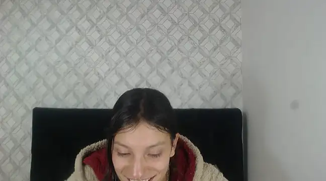 Snapshot of Emma-Wilson chatting on March 2025 04:47:01 AM Emma-Wilson online show from March 2025 04:47:01 AM