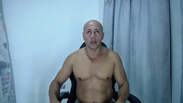 Jordan Gomez  online show from March 2025 10:51:01 AM