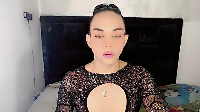 Michell Queen online show from April 2026 01:20:02 AM