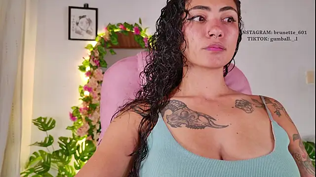 paula brunette online show from April 2026 04:41:01 AM