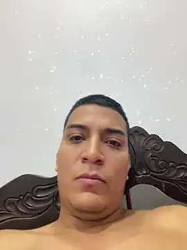 Snapshot of HotCoupleGye chatting on July 2026 05:09:02 AM HotCoupleGye online show from July 2026 05:09:02 AM