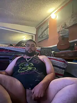 Snapshot of bigdickgio6923 chatting on July 2026 11:58:01 PM bigdickgio6923 online show from July 2026 11:58:01 PM