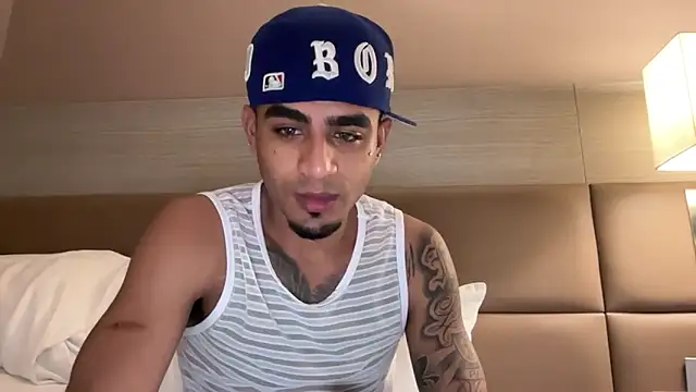 dominic brandd23 online show from October 2025 06:12:01 AM