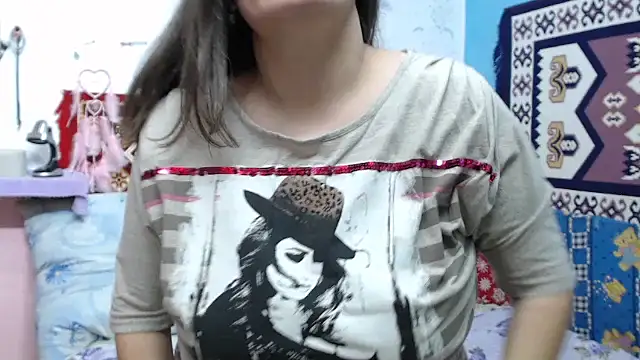 AdelineBlueEyes online show from November 2025 12:08:02 PM