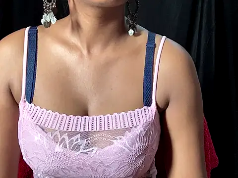 Sexy trisha  7 online show from September 2025 05:47:02 PM