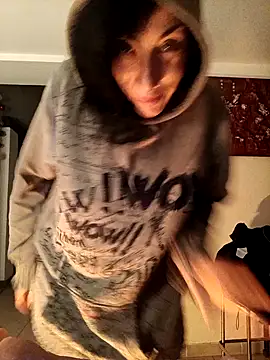 freyamoret online show from December 2024 04:52:01 AM