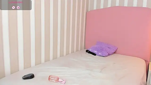 AMELIETARSON online show from January 2025 10:34:02 PM