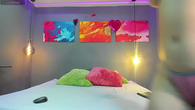 summer lee  online show from January 2025 05:58:01 PM