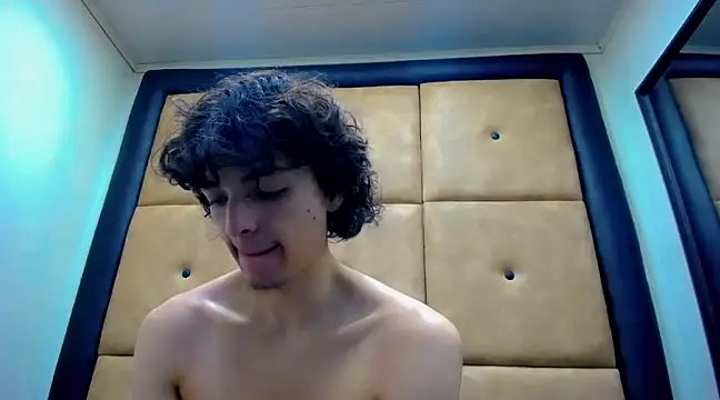 Sr BonnyEthan online show from December 2024 01:40:01 PM