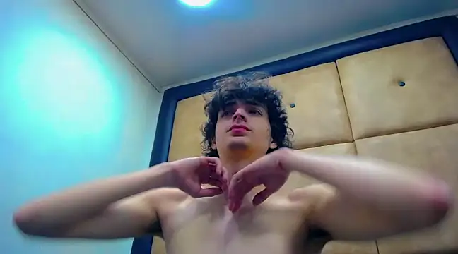 Sr BonnyEthan online show from December 2024 01:39:01 PM