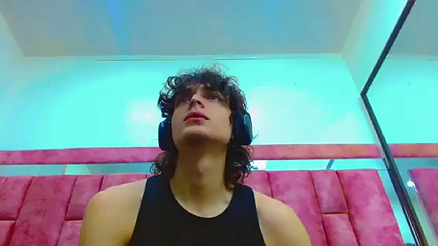 Sr BonnyEthan online show from September 2025 01:57:02 PM