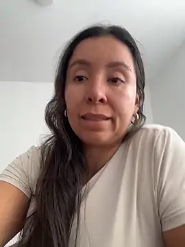 Snapshot of emely_sexx20 chatting on June 2026 02:50:02 PM emely sexx20 online show from June 2026 02:50:02 PM