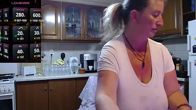 JennaDeluxe online show from April 2026 09:53:01 AM