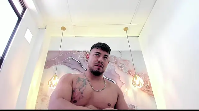 Snapshot of BrianMalonee chatting on October 2025 12:24:02 PM BrianMalonee online show from October 2025 12:24:02 PM