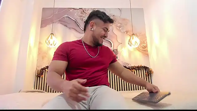 Snapshot of BrianMalonee chatting on October 2025 12:16:01 PM BrianMalonee online show from October 2025 12:16:01 PM