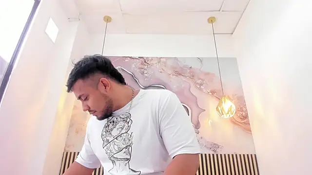 Snapshot of BrianMalonee chatting on November 2025 12:27:02 PM BrianMalonee online show from November 2025 12:27:02 PM