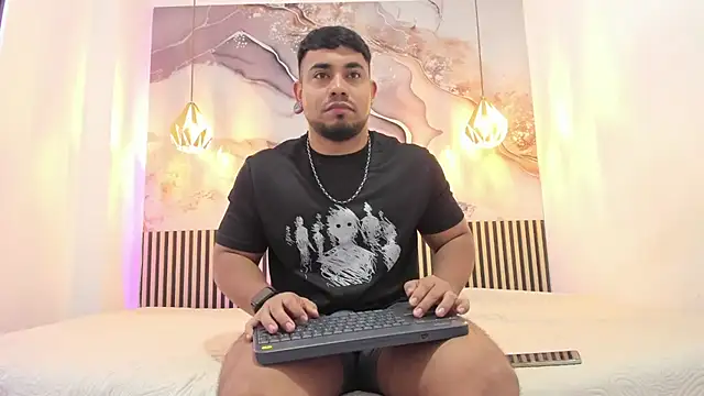 Snapshot of BrianMalonee chatting on February 2026 11:53:02 AM BrianMalonee online show from February 2026 11:53:02 AM