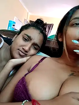 Indianqueen03 online show from October 2025 09:26:01 AM