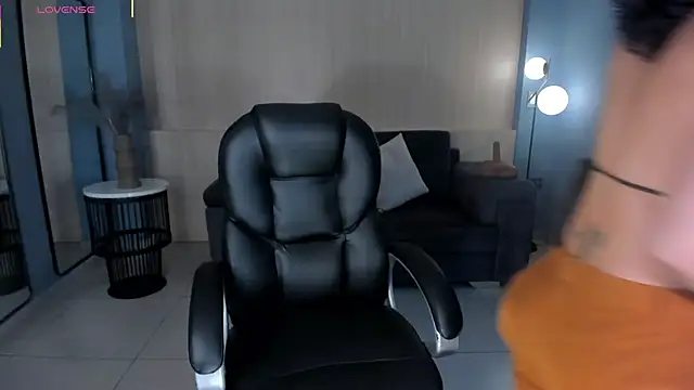 AlessaRomero online show from September 2025 07:58:02 PM