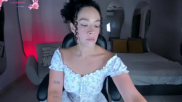 Snapshot of AlessaRomero chatting on January 2026 07:49:02 PM AlessaRomero online show from January 2026 07:49:02 PM