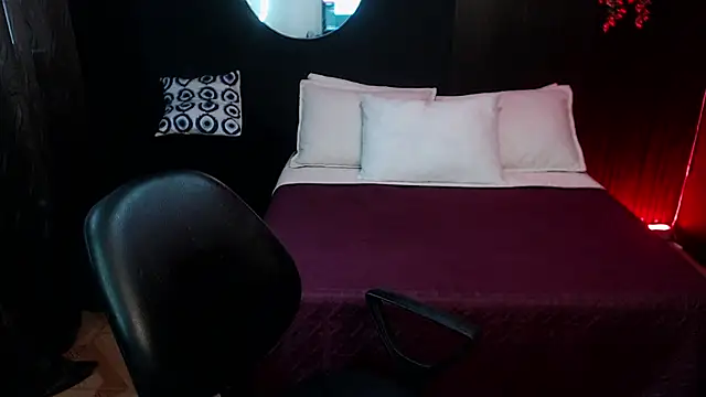 pretty cristal69 online show from January 2026 12:42:02 PM