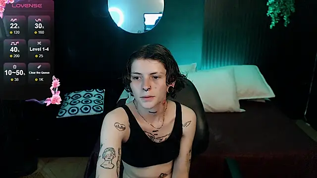 Snapshot of pretty_cristal69 chatting on January 2026 10:35:02 PM pretty cristal69 online show from January 2026 10:35:02 PM