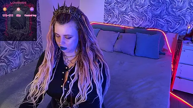 Snapshot of Miss_Maya_Mils chatting on July 2026 01:01:01 AM Miss Maya Mils online show from July 2026 01:01:01 AM