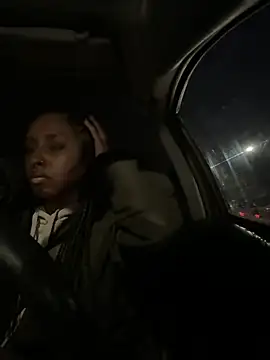 Your Paris online show from February 2025 01:15:02 AM