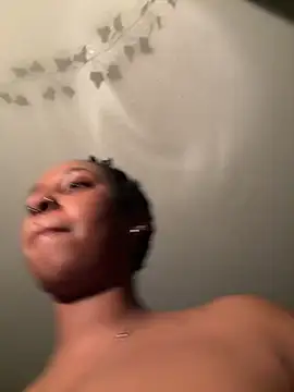 Your Paris online show from March 2025 02:25:02 AM