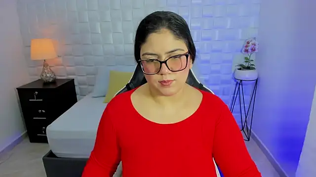 Snapshot of iris_torrez_ chatting on July 2026 11:45:02 AM iris torrez online show from July 2026 11:45:02 AM