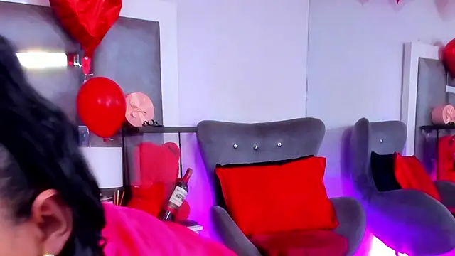 Evangeline Taylorr online show from February 2025 01:17:02 PM