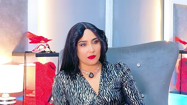 Evangeline Taylorr online show from October 2025 06:42:02 PM