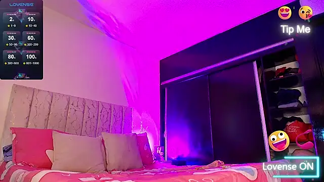 brithanybrown online show from April 2026 08:09:02 PM