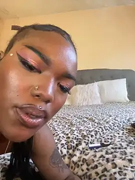 magicalc00ch online show from December 2024 09:30:02 PM