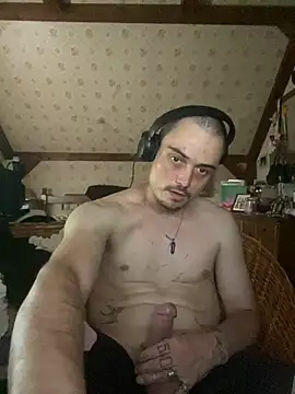 Snapshot of JustTylerr chatting on July 2026 02:12:02 PM JustTylerr online show from July 2026 02:12:02 PM