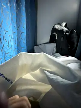 yadavindra85 online show from November 2025 07:02:02 PM