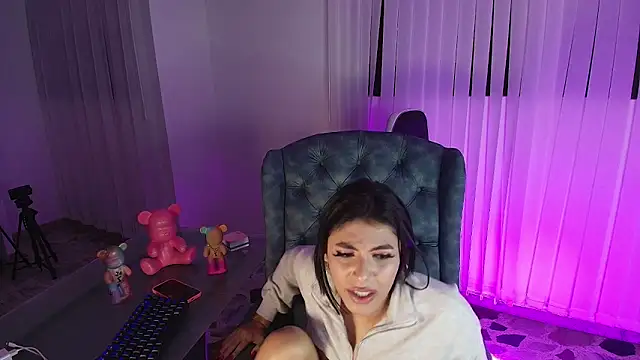 IsabelleFoxx  online show from January 2025 10:10:02 AM